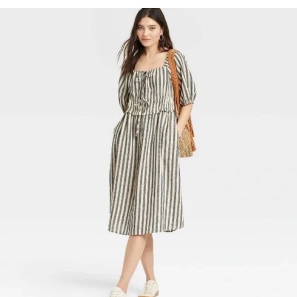 Universal Thread Striped Puff Sleeve Dress